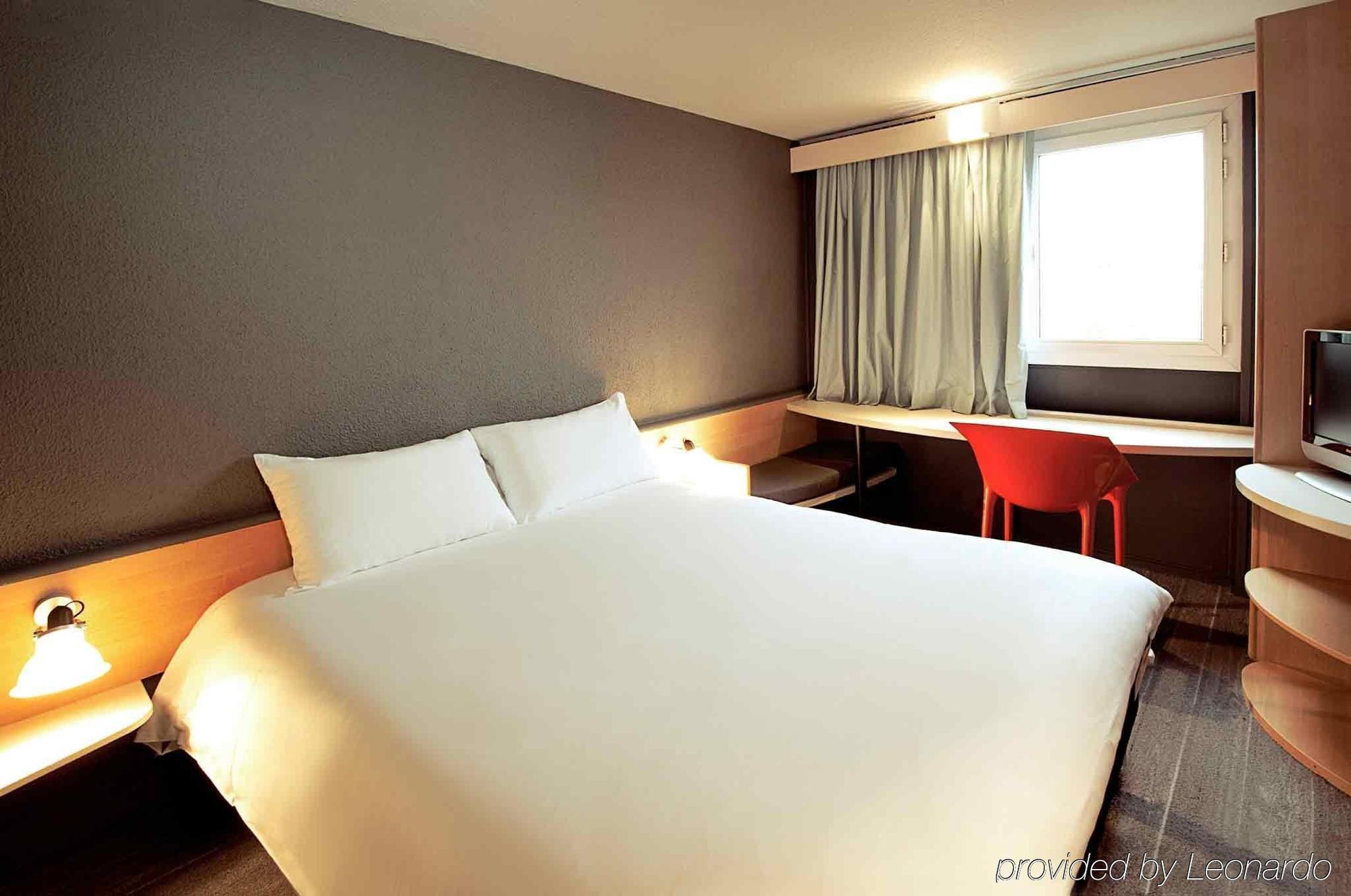Hotel Ibis Carcassonne Centre - La Cite Exteriér fotografie